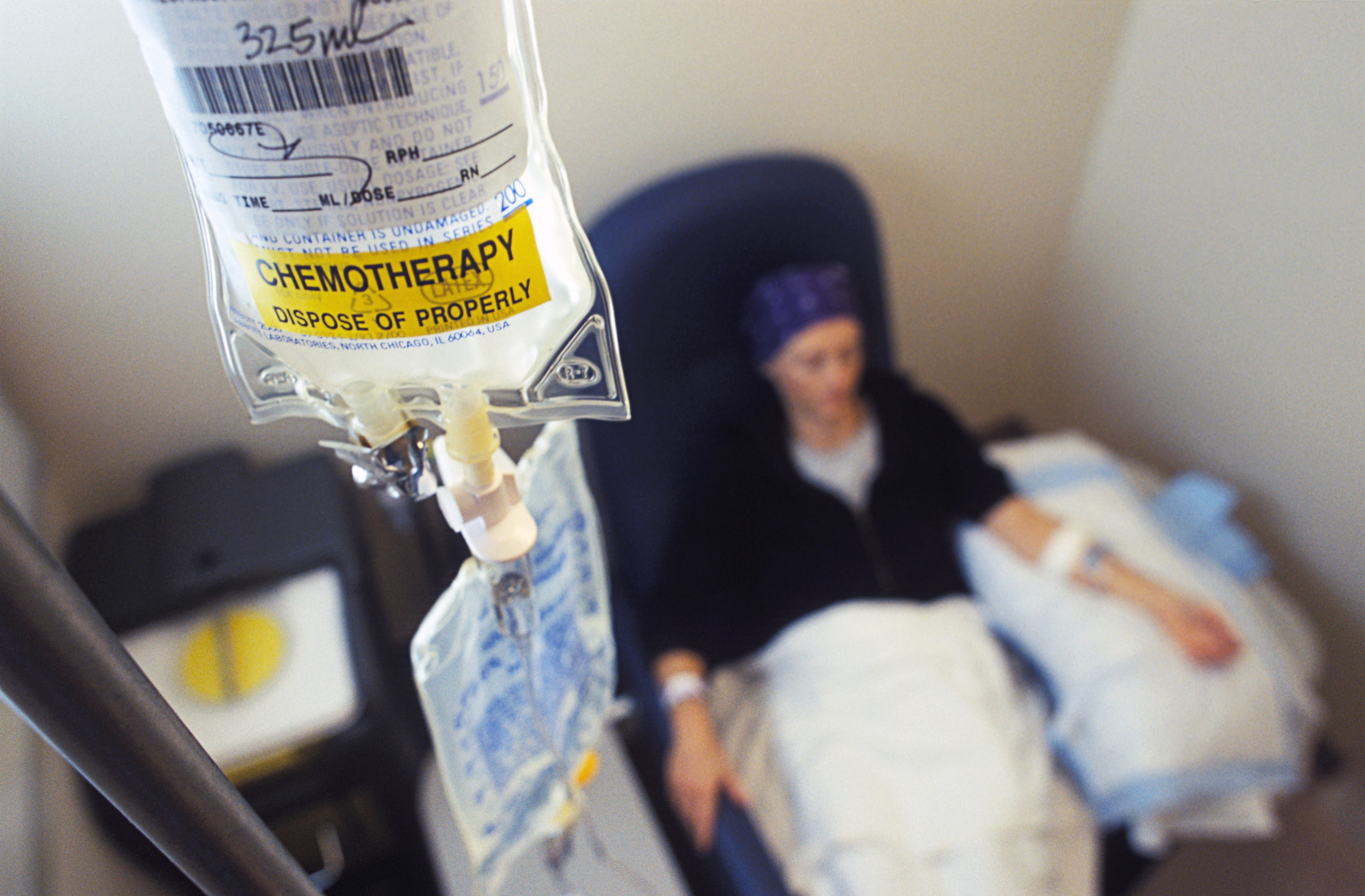 شیمی‌درمانی برجسته‌ترین شیوه درمان سرطان خون به شمار می‌رود